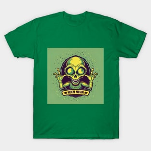 Scary Alien Wawing on You T-Shirt